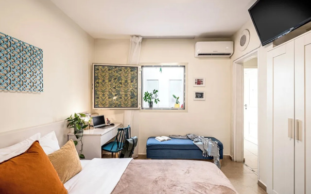 Pink & Blondie Jaffa - Smart Hotel by Loginn Tel Aviv