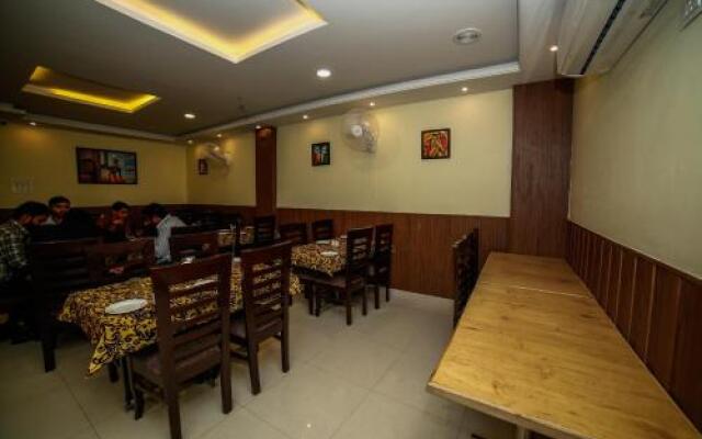 OYO 22752 Hotel Celebration Inn