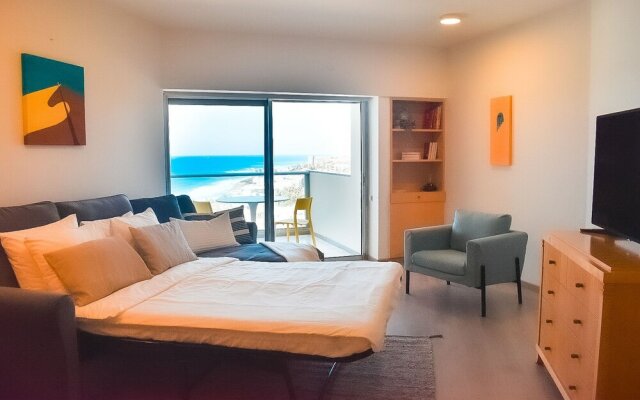 Fantastic One Bedroom With Sea View