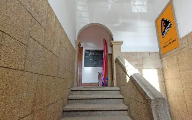 Surfivor Porto Surf Hostel