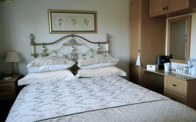 Black Firs Guesthouse