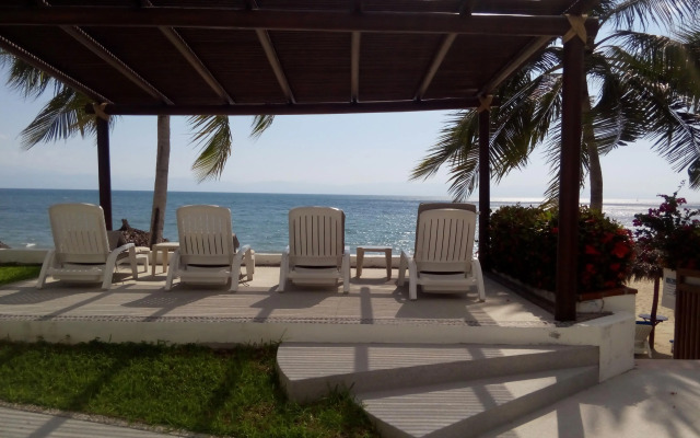 Vista Vallarta All Suites on the Beach