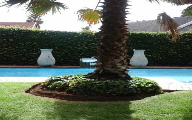 Fin & Feather Guest House