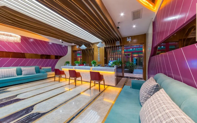 Love Home Theme Hotel Kunming Airport