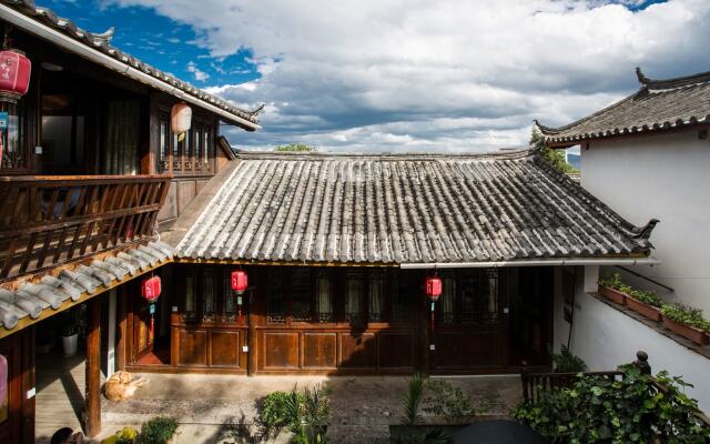 Travel Around the World Inn