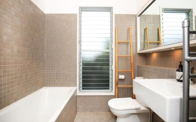 Ayana Beach House - Pet Friendly - Opposite Beach