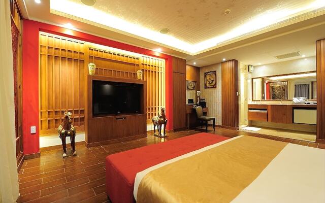 Eden Exoticism Planet Hotel