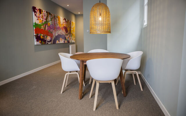 Prinsengracht Canal View Apartments