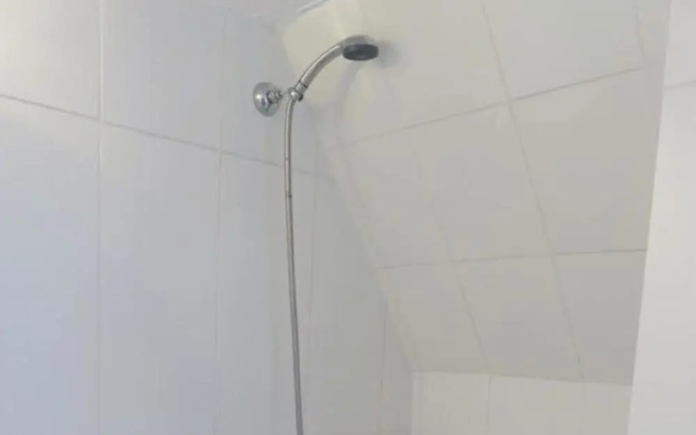 1-bed House Sleeps 4 - Free Parking, Patio, Wifi