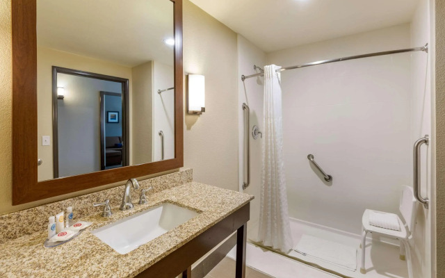 Comfort Suites Near Denver Downtown