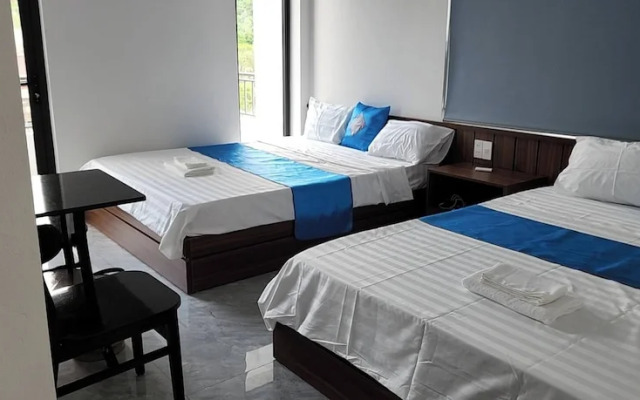 Loc Phat Hotel MC - by BAY LUXURY