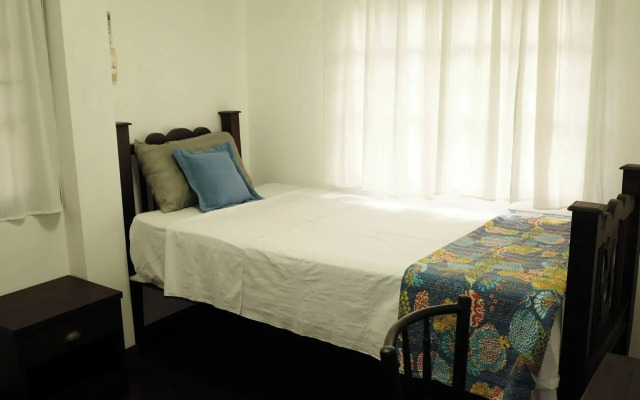 Tiptopthai House