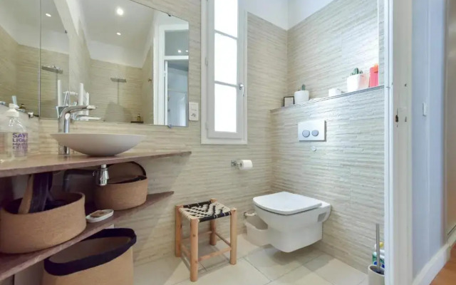 SERRENDY Fall in love Large 1-bedroom apartment 7min to Palais