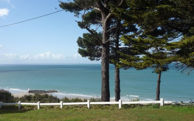 Breton House With Enclosed Garden