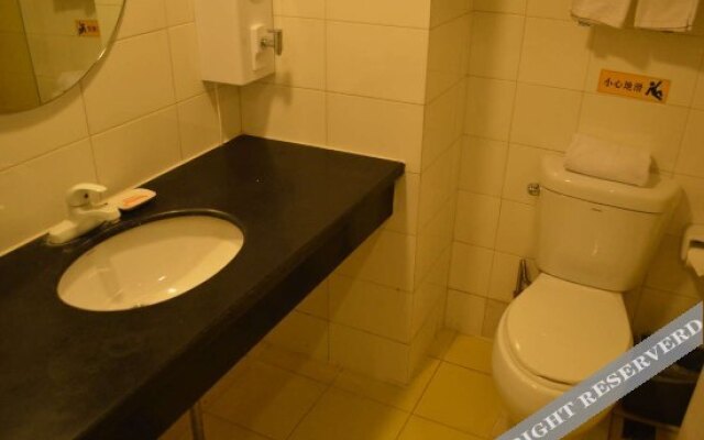 Homeinn Business Hotel (Hohhot University East Street Agricultural University)
