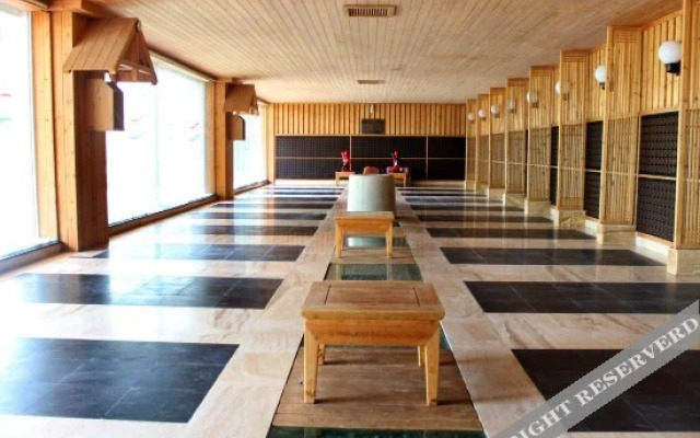 Spring Spa Hotel Dianchi