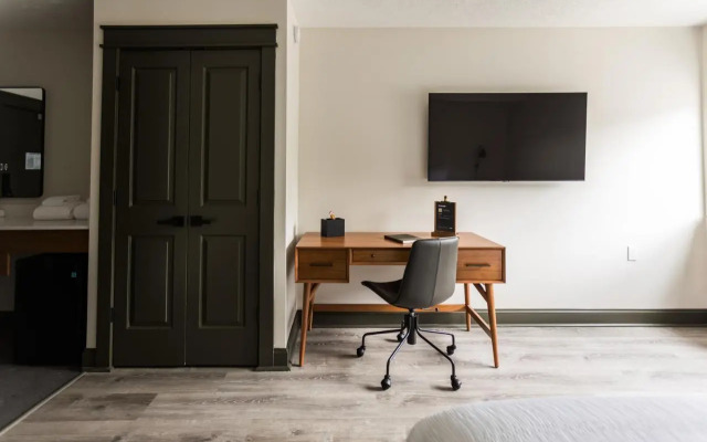 Traverse Victorian Senior Living