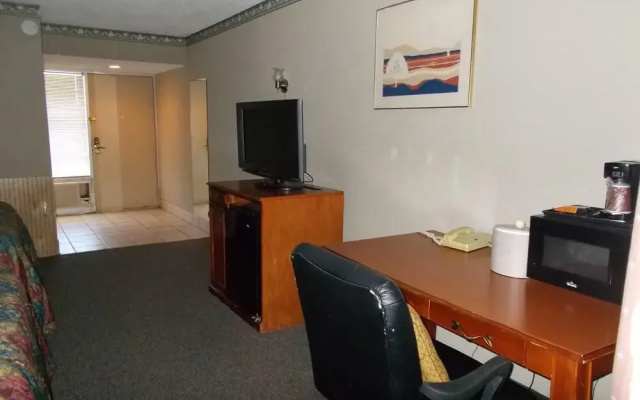Seasons Inn and Suites