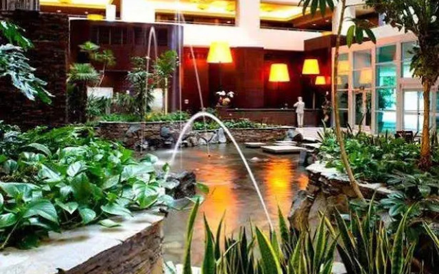 Embassy Suites Los Angeles - Glendale