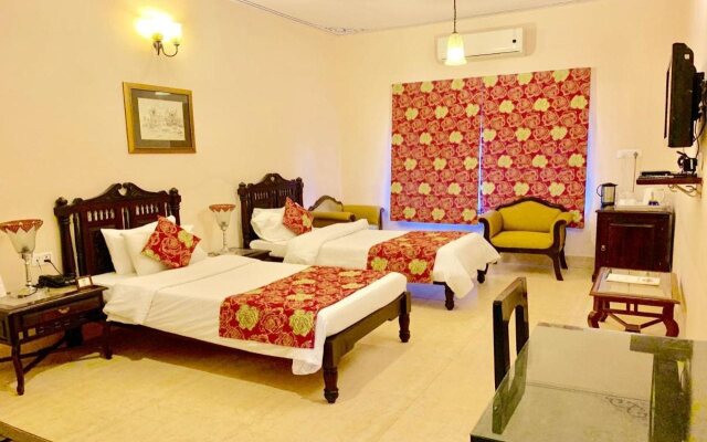 Suryaa Villa - A City Centre Hotel