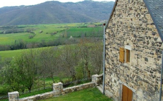 Property With 5 Bedrooms in Rentières, With Wonderful Mountain View, Enclosed Garden and Wifi - 39 km From the Slopes