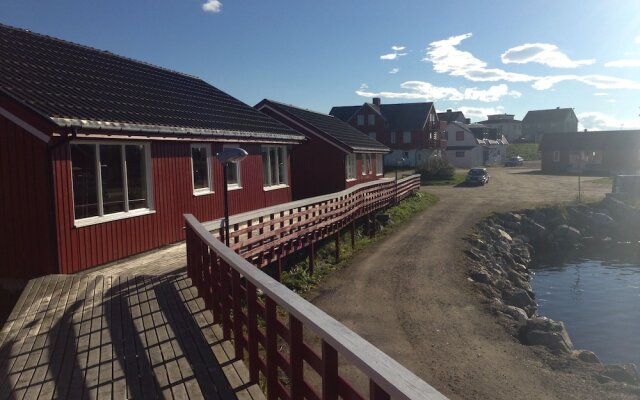 Lankanholmen Sea Cabins