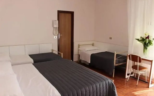 Hotel Emma