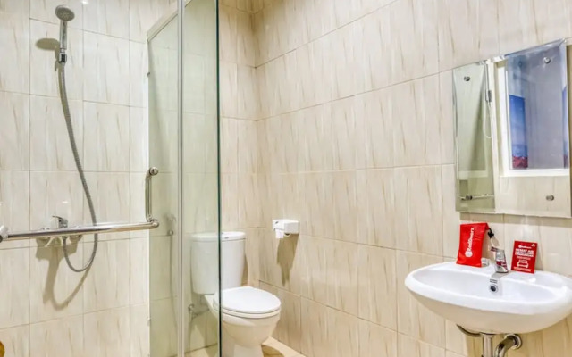 RedDoorz near Sindu Kusuma Edupark 2