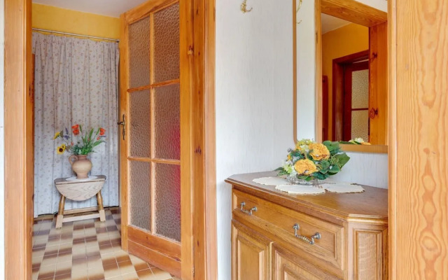 Cozy Apartment near Sea in Warin