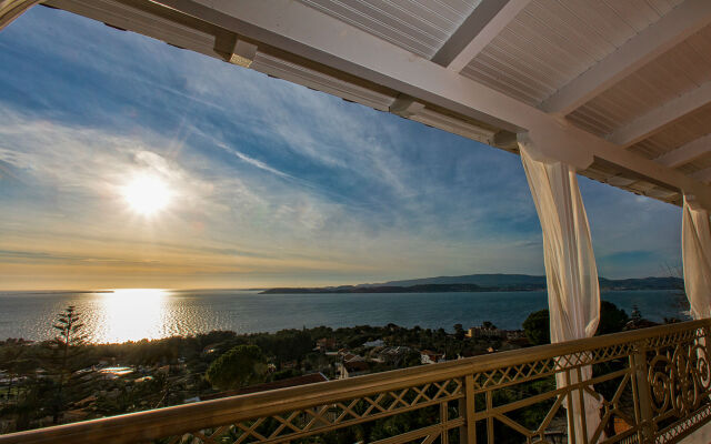 Sunshine Resort