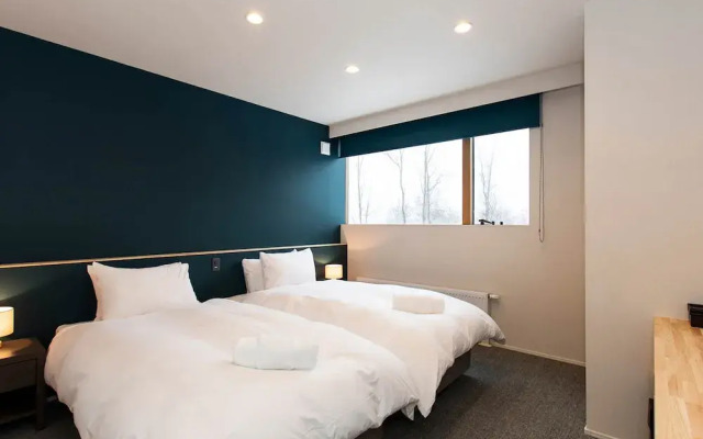 Aoyama Lodge