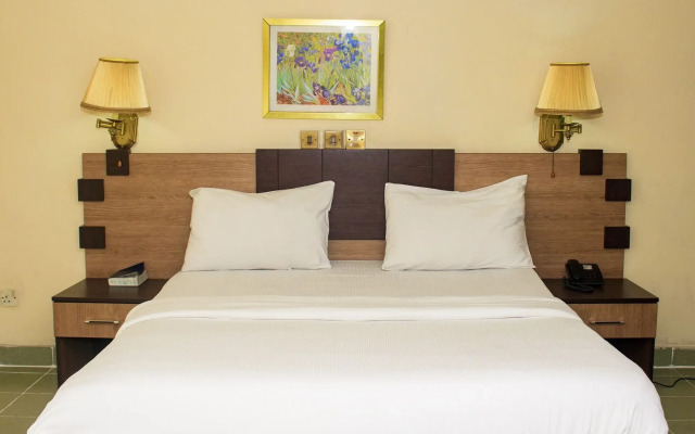 Bougainvillea Hotel