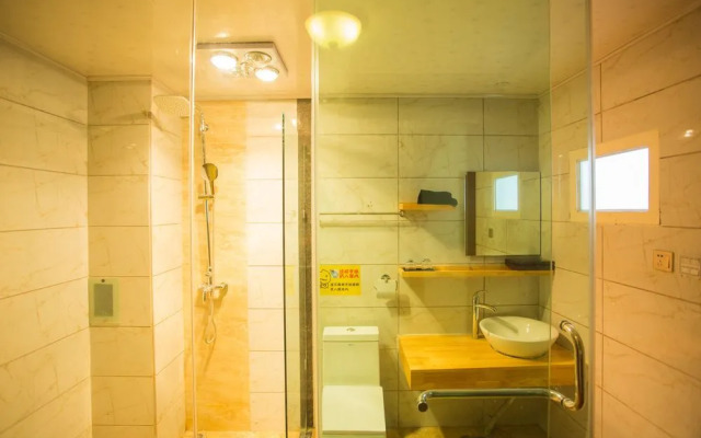 Mufu Bieyuan Hostel