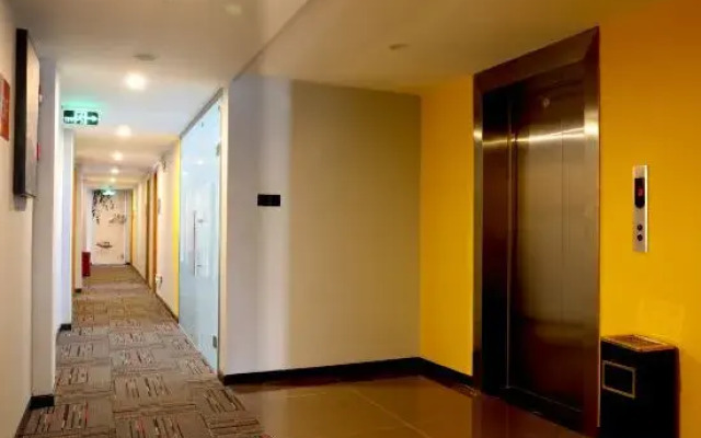 Orange Hotel (Zhongshan Tanzhou Town Government)