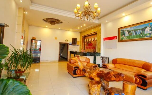 Hezhou Xiangxu Business Hotel