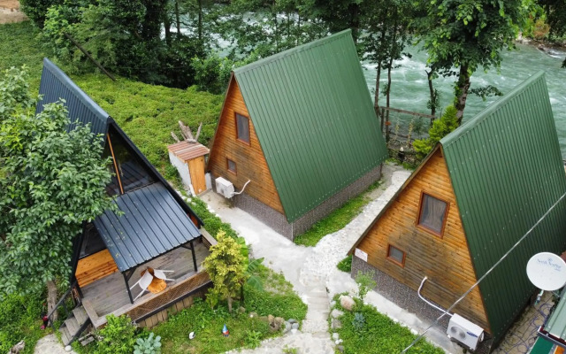 Tabiat Bungalows