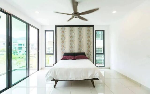 Setia Green Penang by Plush
