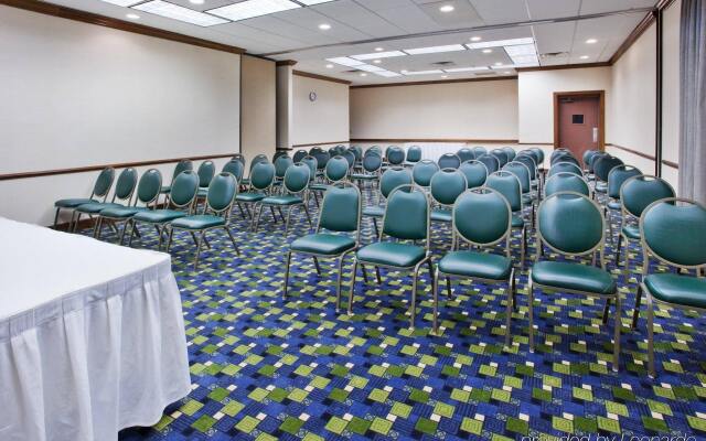 Holiday Inn Express Athens by IHG