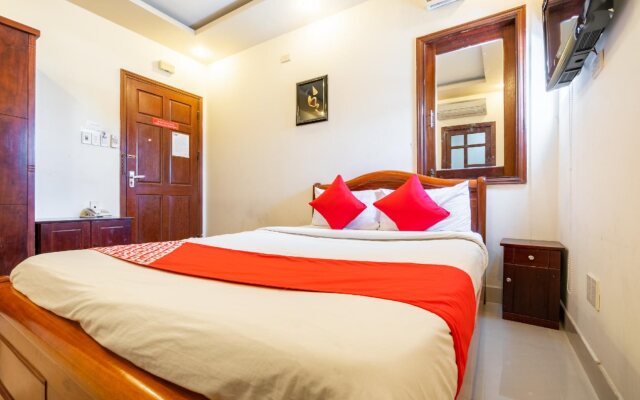 Song Xanh Hotel