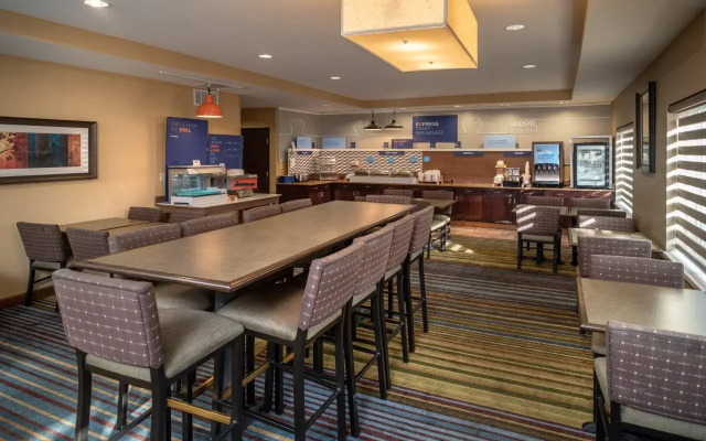 Holiday Inn Express Charleston-Kanawha City by IHG