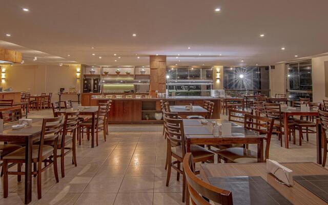 Hotel Deville Express Cascavel