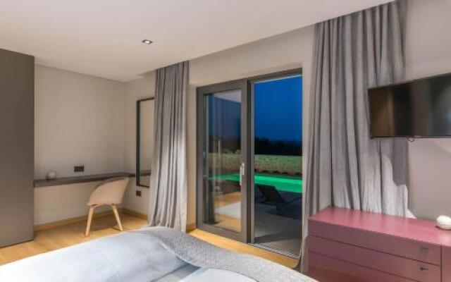 Exclusive Living Villas