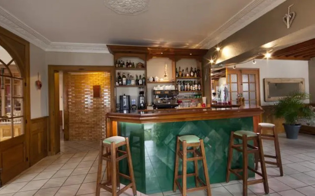 Hotel Restaurant LAuré du Lac