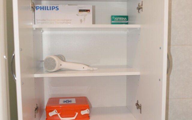 Emilio's Home Entire Apartament up to 7