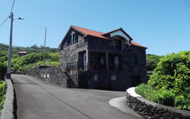House With 3 Bedrooms in Prainha, With Wonderful sea View, Enclosed Garden and Wifi - 4 km From the Beach