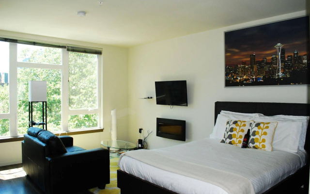 Seattle Center Luxury Suites by NSpire