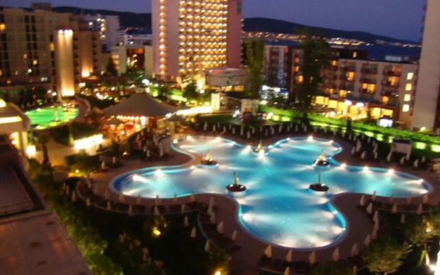 Студио ARENDO в 5-звезден комплекс