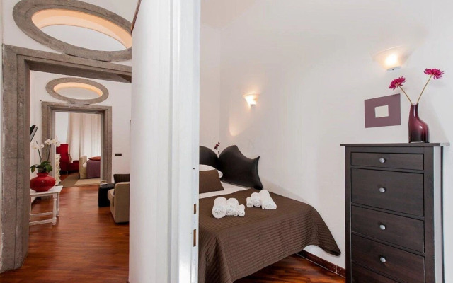 Pasquino Apartment - Navona Square