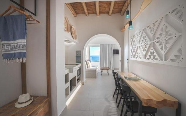 Sfakia Seaside luxury Suites