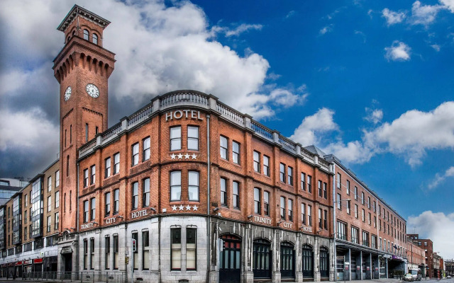 The Trinity City Hotel